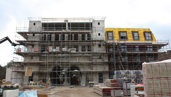 Het Poorthuys in aanbouw in maart 2009